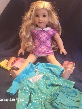 American Girl Truly Me Doll and Extras
